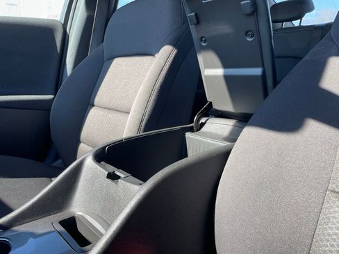 Used 2023 Chevrolet Malibu LT image 23