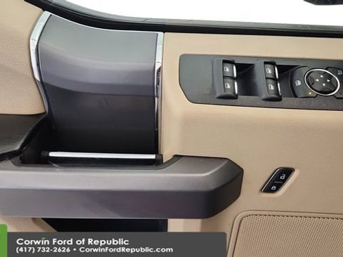 Used 2017 Ford F150 XLT w/ Equipment Group 302A Luxury image 20