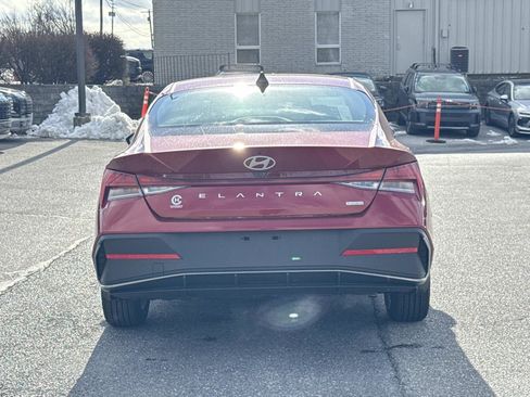New 2026 Hyundai Elantra Blue image 13