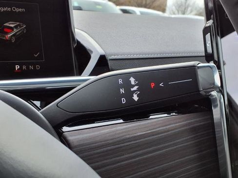 New 2025 GMC Sierra EV Denali image 13