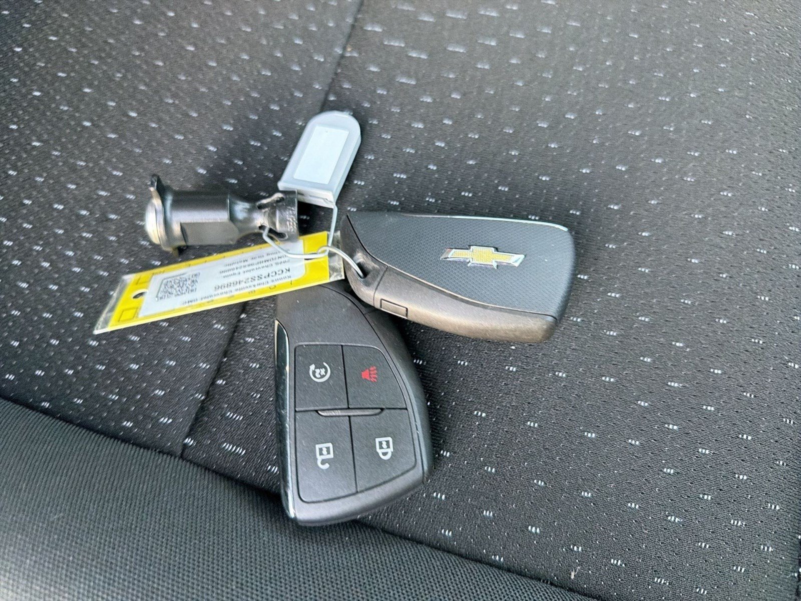 Used 2025 Chevrolet Equinox EV LT FWD image 23