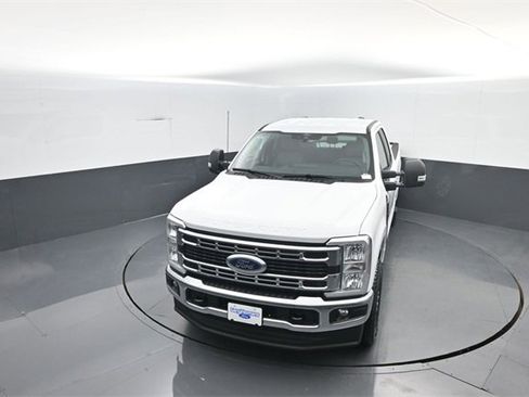 New 2026 Ford F250 XLT image 17