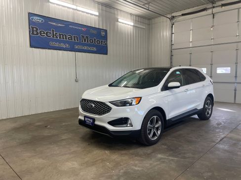 Used 2024 Ford Edge SEL w/ Convenience Package AWD/4WD image 1