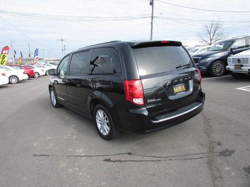 Used 2015 Dodge Grand Caravan SXT image 8