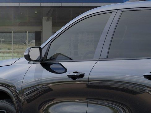 New 2026 Chevrolet Traverse RS FWD image 12
