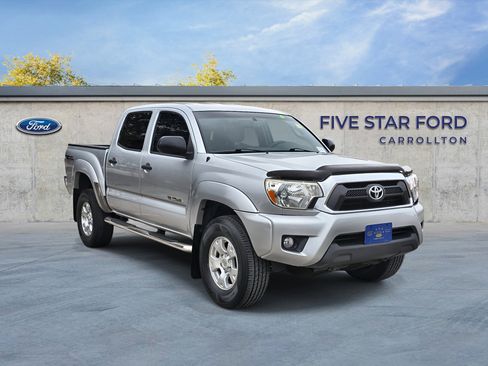 Used 2013 Toyota Tacoma PreRunner image 1