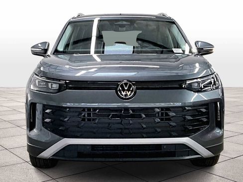New 2026 Volkswagen Tiguan SE image 5