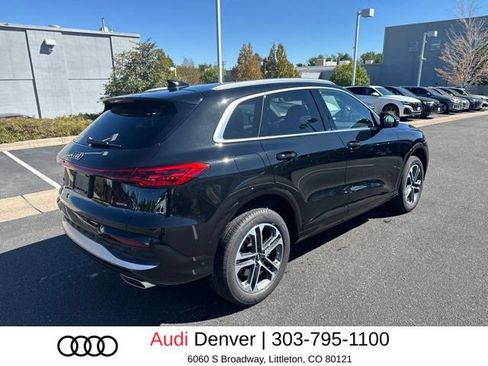Used 2025 Audi Q5 Premium w/ Convenience Package AWD/4WD image 3