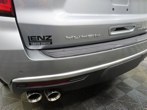 Used 2024 GMC Yukon Denali image 46