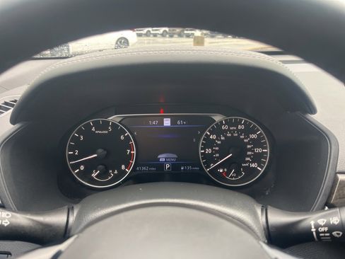 Used 2023 Nissan Altima 2.5 SV w/ SV Premium Package image 13