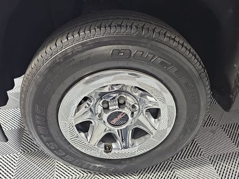 Used 2017 GMC Sierra 1500 2WD Regular Cab image 10