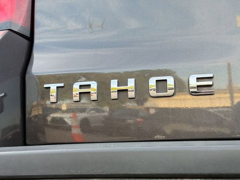 Used 2018 Chevrolet Tahoe LT image 11