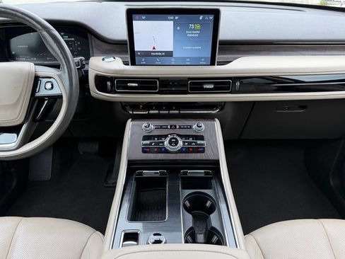 Used 2023 Lincoln Aviator Reserve w/ Equipment Group 201A AWD/4WD image 26