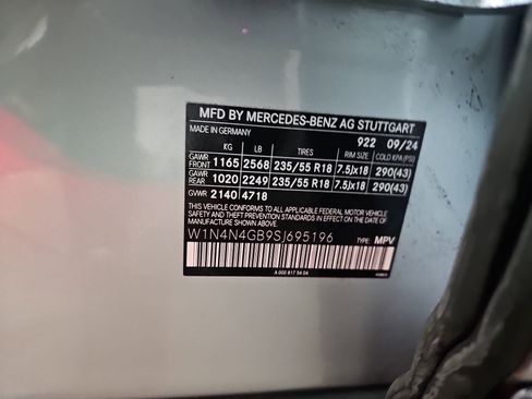 Certified 2025 Mercedes-Benz GLA 250 image 38