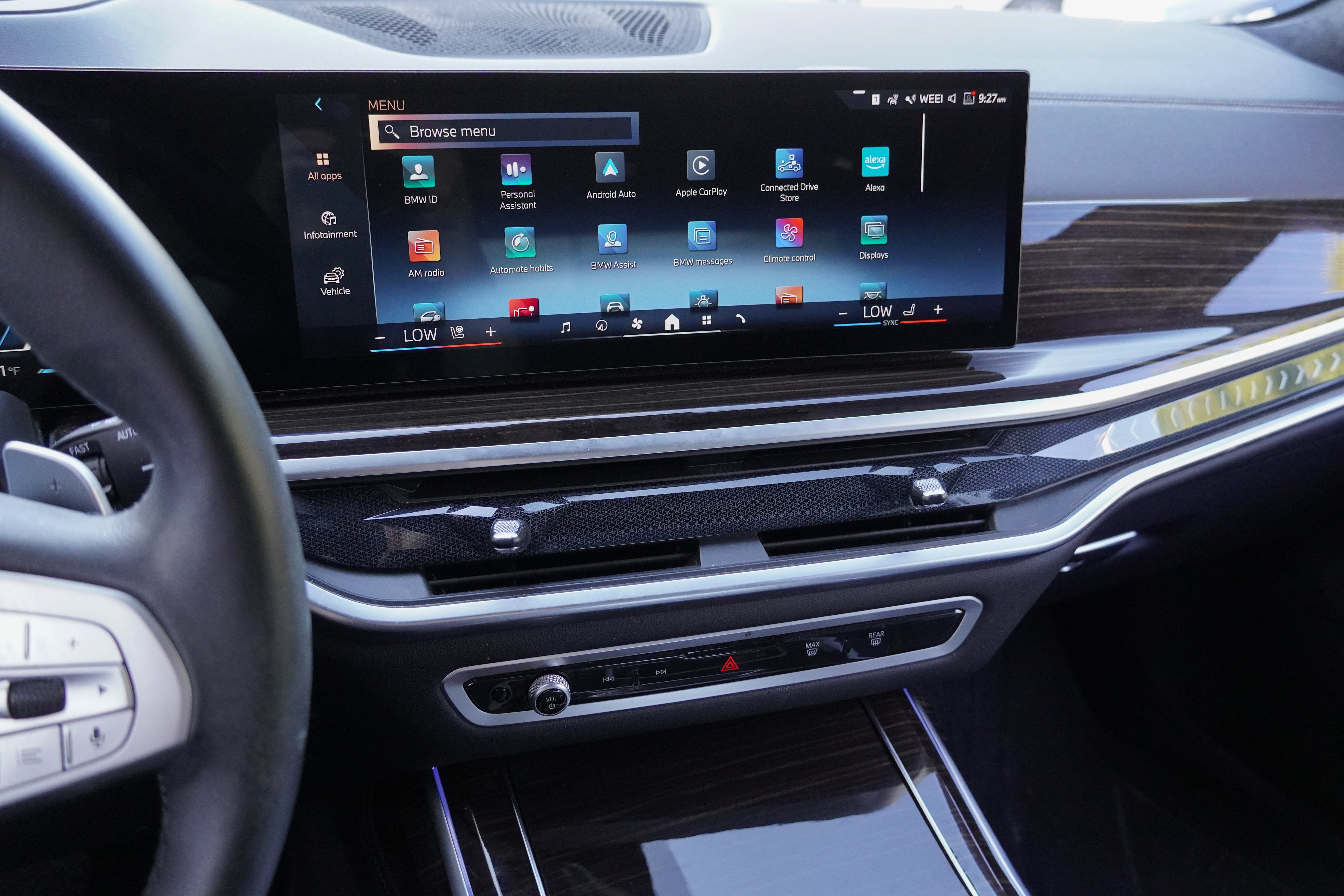 Certified 2024 BMW X7 xDrive40i w/ Parking Assistance Package AWD/4WD image 23