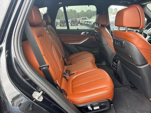 Used 2022 BMW X5 sDrive40i w/ M Sport Package RWD image 14