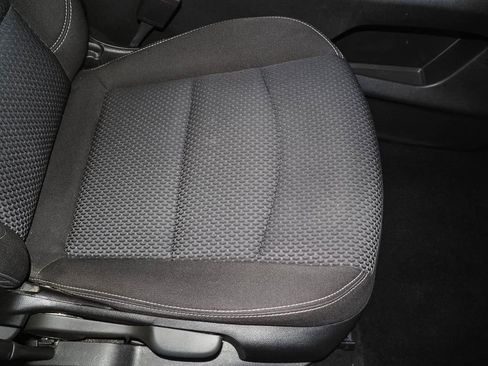 Used 2023 GMC Terrain SLE image 20