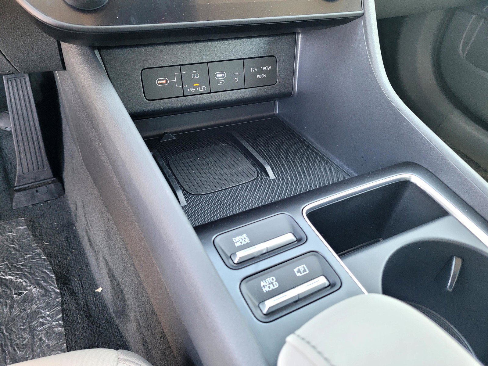 New 2026 Hyundai Sonata SEL FWD image 17