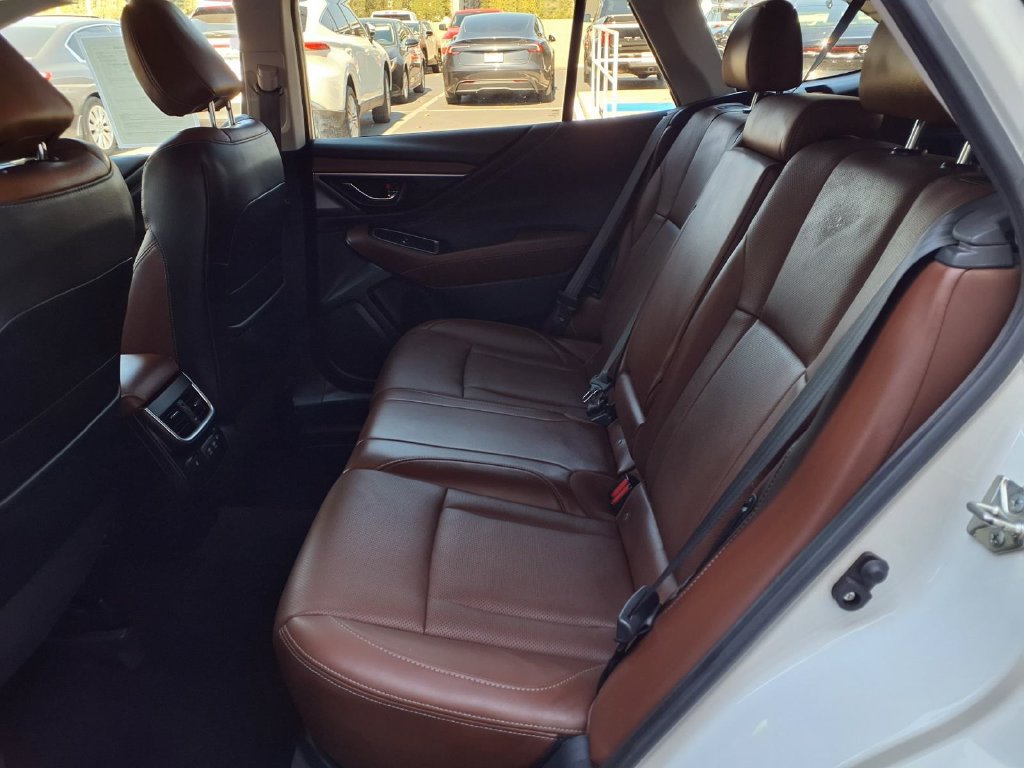 Used 2020 Subaru Outback Touring AWD/4WD image 21