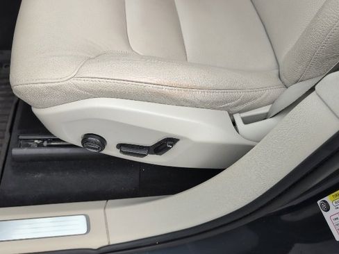 Used 2023 Volvo XC90 B6 Plus w/ Protection Package Premier image 22