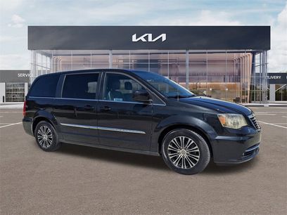 Used 2014 Chrysler Town & Country S