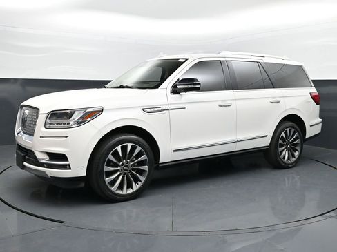 Used 2021 Lincoln Navigator Reserve w/ Luxury Package RWD image 1