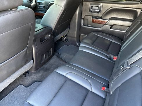 Used 2018 GMC Sierra 1500 SLT AWD/4WD image 12