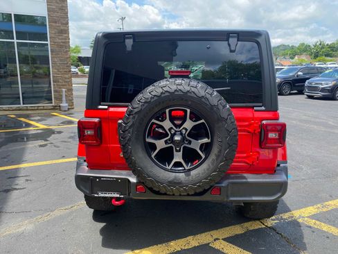 Used 2018 Jeep Wrangler Unlimited Rubicon AWD/4WD image 14
