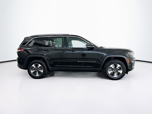 Used 2023 Jeep Grand Cherokee 4WD 4xe w/ Luxury Tech Group II image 10