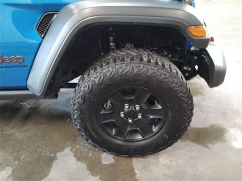 Used 2021 Jeep Gladiator Mojave w/ LED Lighting Group image 16