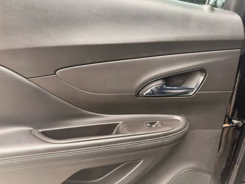 Used 2018 Buick Encore Preferred image 19