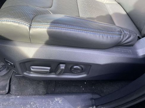 Used 2025 Toyota Tundra Platinum image 30