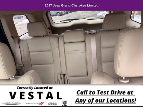 Used 2017 Jeep Grand Cherokee Limited image 17