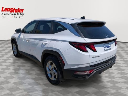Used 2023 Hyundai Tucson SE FWD image 3