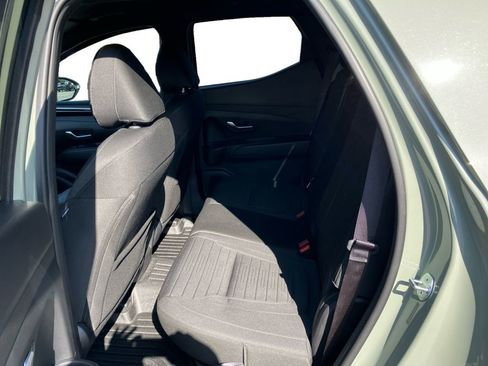 Used 2024 Hyundai Santa Cruz SEL image 8