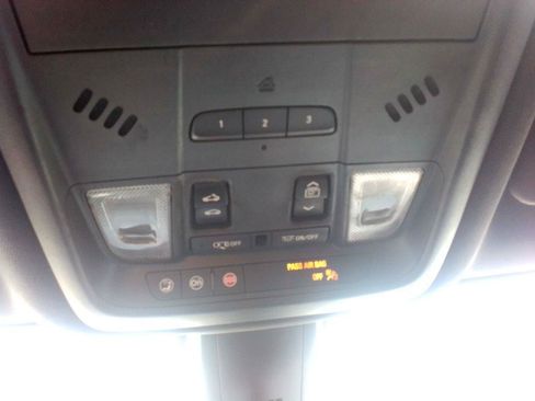 Used 2020 Chevrolet Blazer RS AWD/4WD image 16