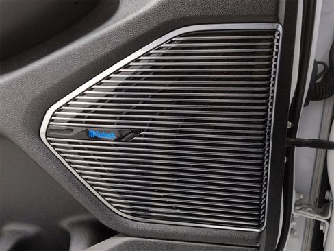 Certified 2023 Jeep Grand Cherokee L Overland image 33