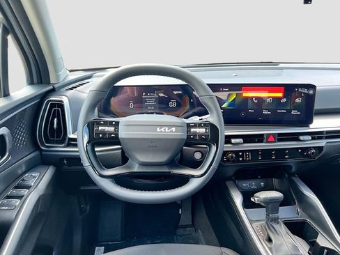 New 2026 Kia Sorento LX FWD image 21