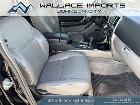Used 2004 Toyota 4Runner Sport AWD/4WD image 37