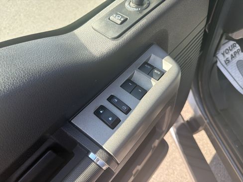 Used 2015 Ford F250 Lariat w/ Snow Plow Prep Package AWD/4WD image 16