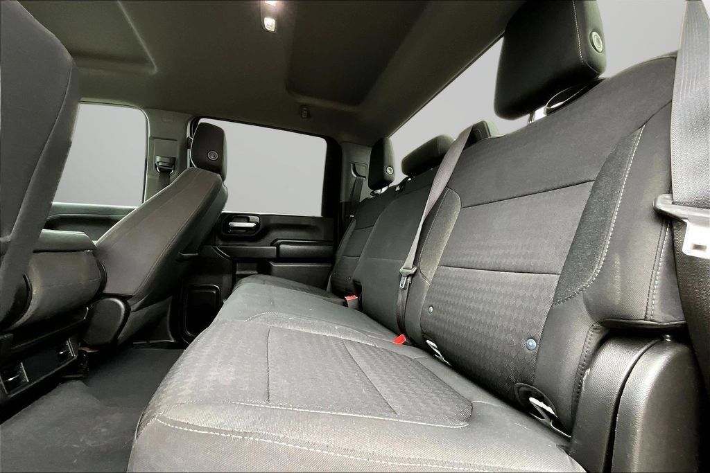 Used 2023 Chevrolet Silverado 3500 LT AWD/4WD image 19