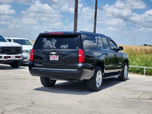 Used 2015 Chevrolet Suburban LT RWD image 7