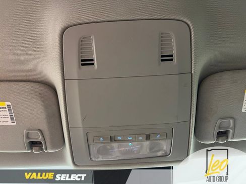 Used 2015 Buick Verano FWD image 24