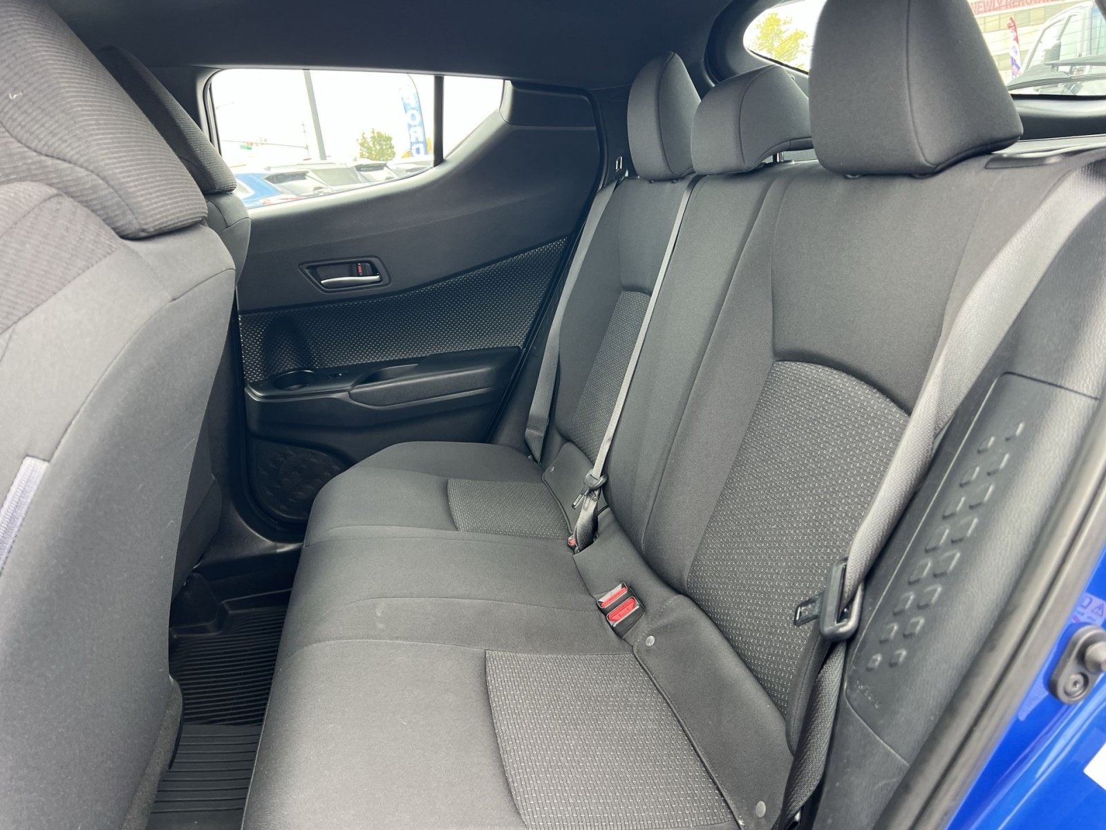 Used 2019 Toyota C-HR LE FWD image 23