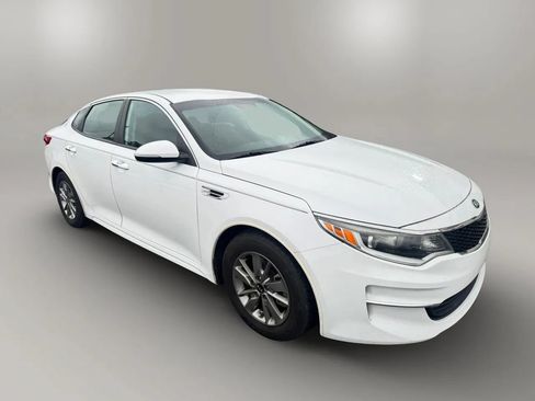 Used 2018 Kia Optima LX FWD image 8