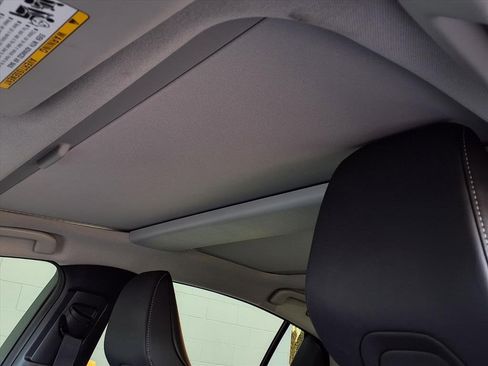 Certified 2024 Toyota Prius XLE image 19