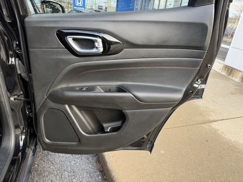 Used 2024 Jeep Compass Trailhawk image 37