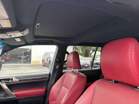 Used 2021 Lexus GX 460 Premium w/ Premium Package image 8