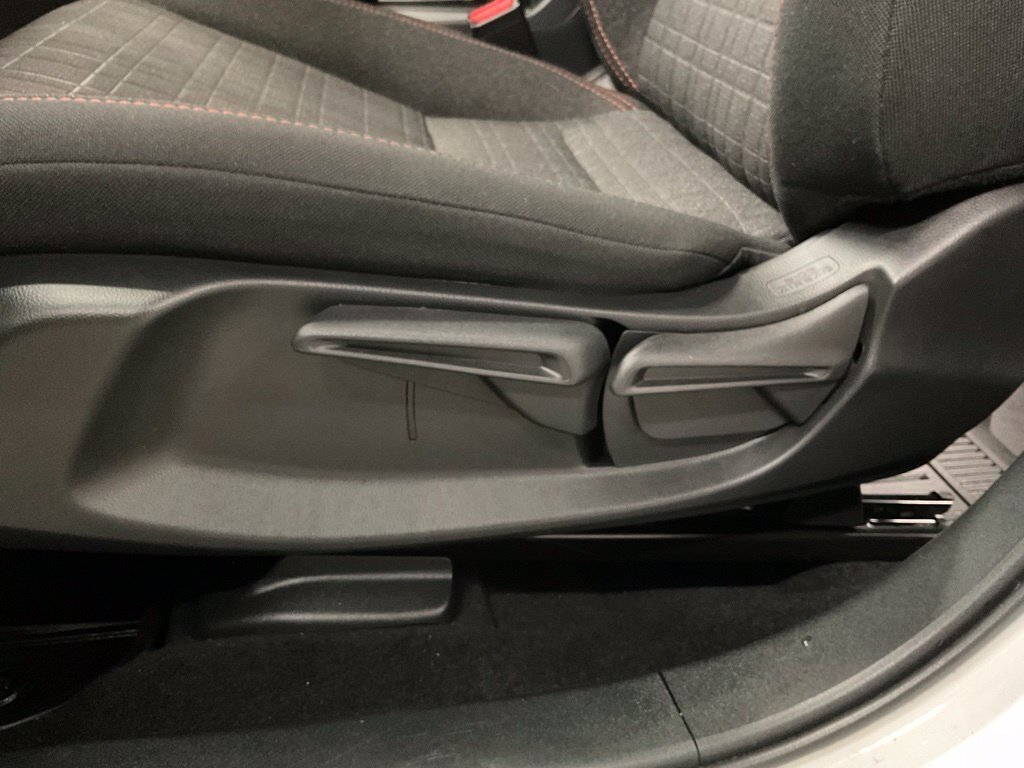 Certified 2026 Honda HR-V Sport image 28