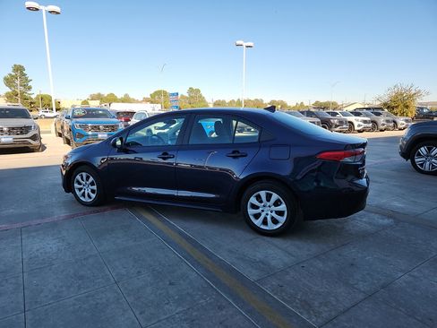 Used 2024 Toyota Corolla LE image 4